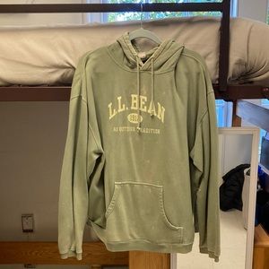 LL Bean Loose Fit Sage Green Sweatshirt Hoodie